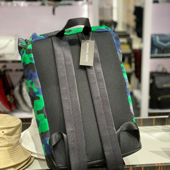 NWT MICHAEL KORS KENT NYLON BACKPACK CAMO - Picture 3 of 3